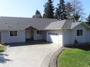 4859 Holly Heights Ave, Tillamook, OR 97141