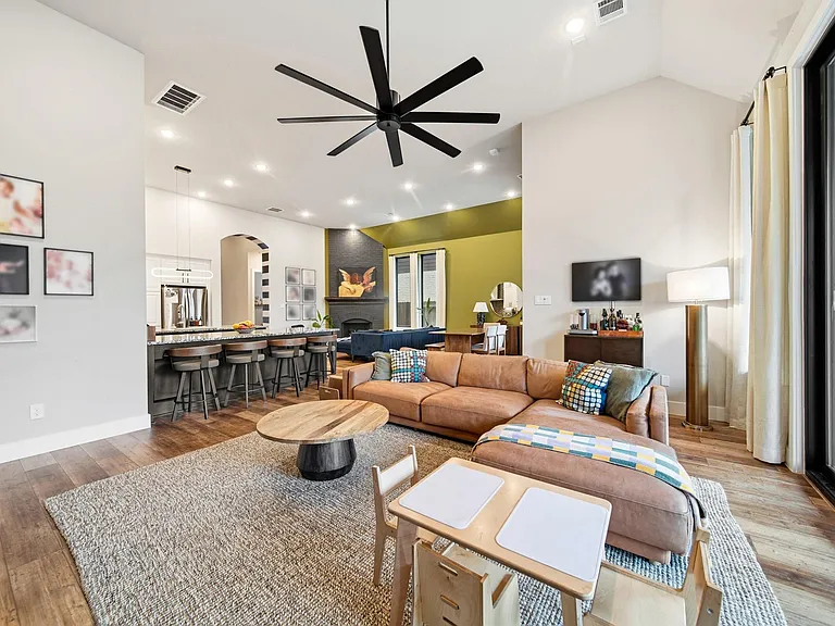 8902 Iron Forge Rd — Photo 24