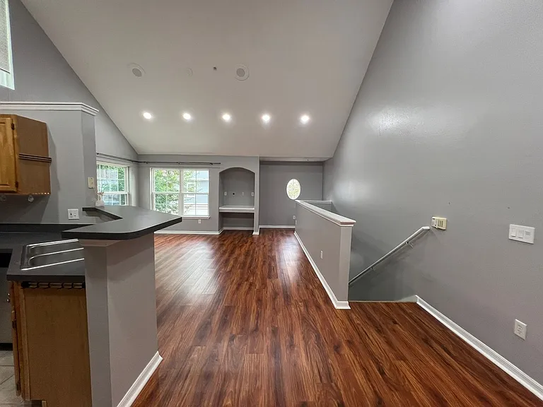 3433 Soho St #203 — Photo 7