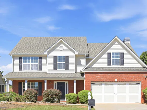 1137 Bowlin Dr, Locust Grove, GA 30248