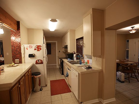 Open Kitchen