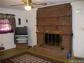 3rd image of 510 E Iowa Ave
