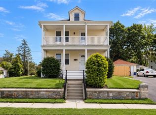92 Chestnut Ave, Cranston, RI 02910