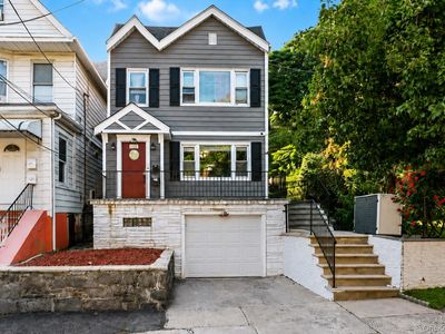 113 Hart Avenue, Yonkers, NY, 10704