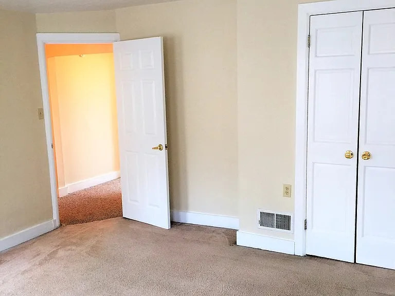 35 Wyoming St — Photo 15