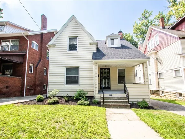 2220 Grandview Ave, Cleveland Heights, OH 44106