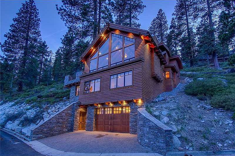 2nd image of 320 Anaho Rd