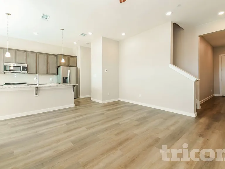 5492 Granite Trl — Photo 3