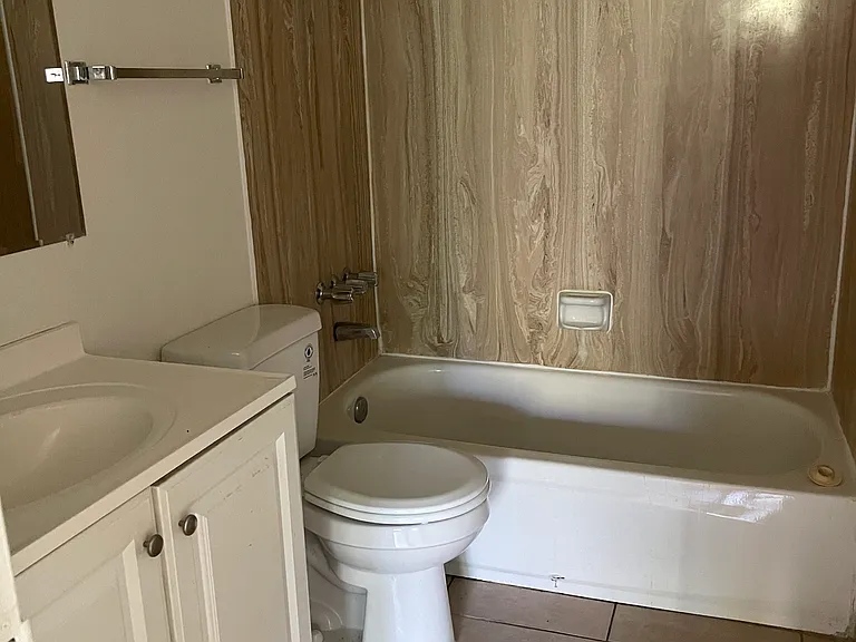 3339 E Monte Vista Dr — Photo 10