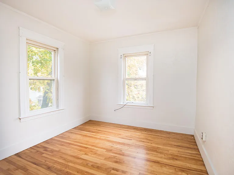 148 Lovell St #3 — Photo 5