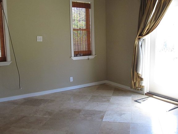 4th image of 331 Bonito Ave