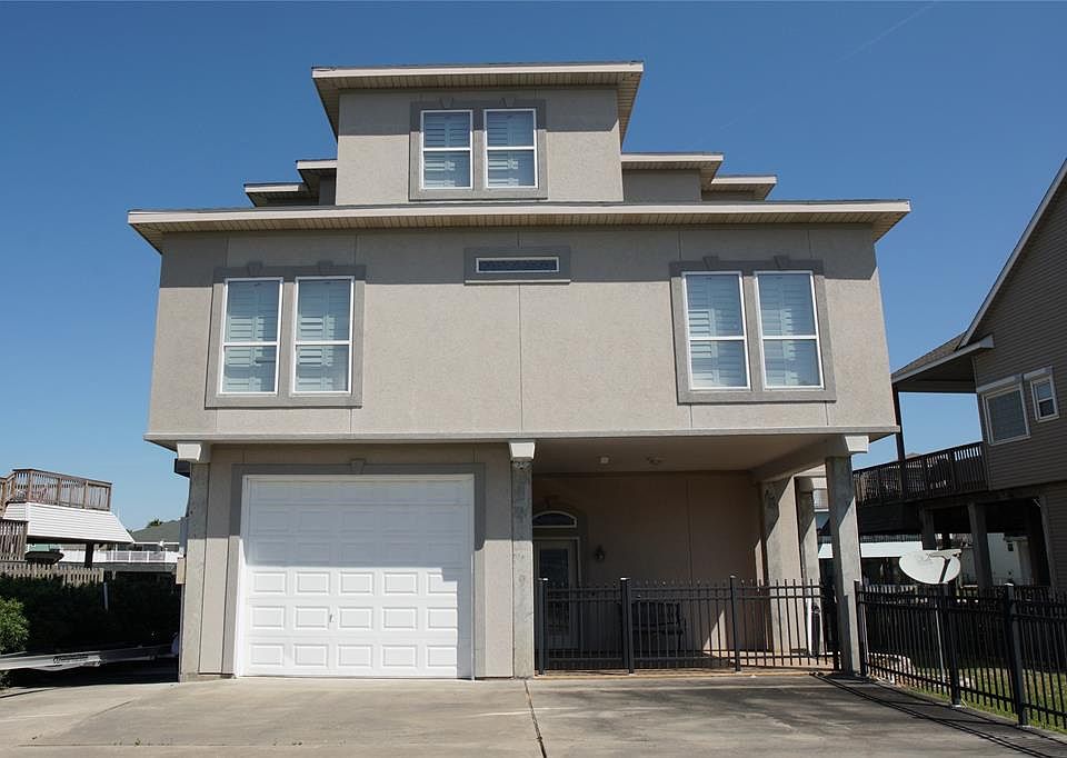 1st image of 1346 Leilani Dr