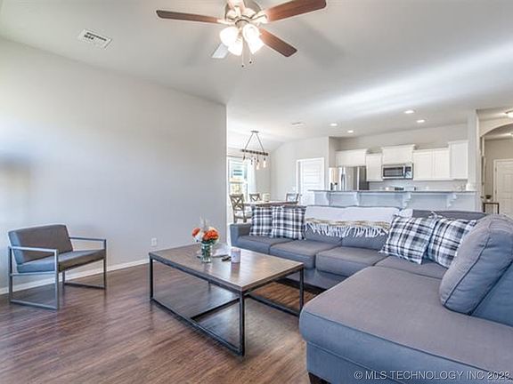 4th image of 3709 S 149th East Ave