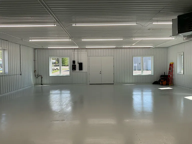 Open Concept / Storage Area