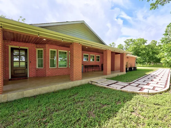 3717 Buck Ln, Del Valle, TX 78617