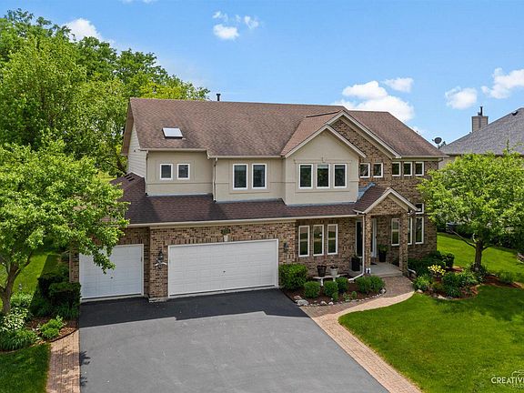 3rd image of 2516 Pinehurst Dr