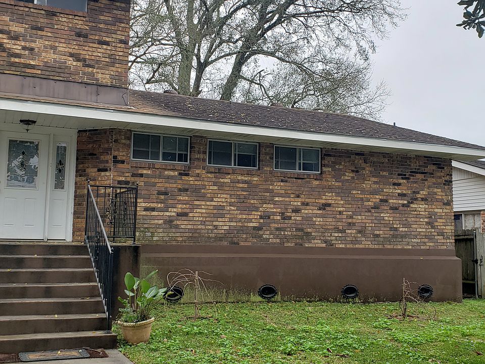 2nd image of 2313 N Friendship Dr