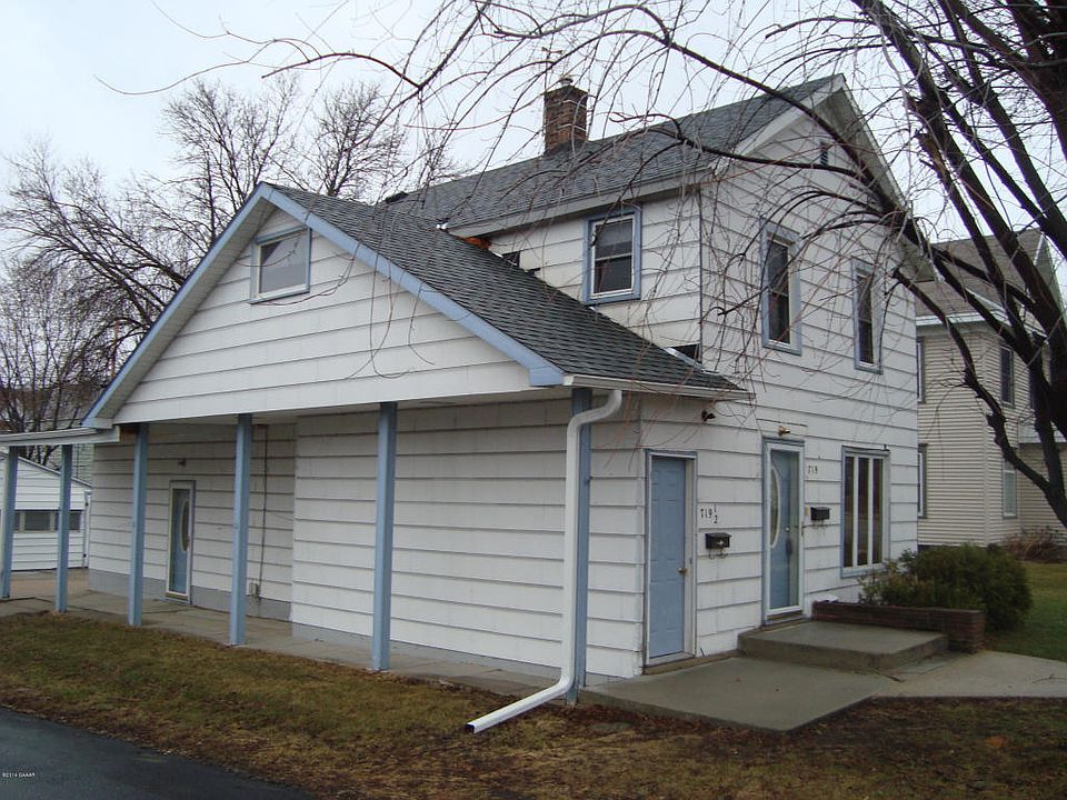 1st image of 719 Hawthorne St