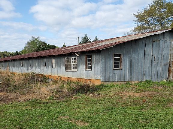 3rd image of 1135 Burger Rd