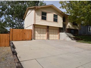 9743 Gilpin St, Thornton, CO 80229