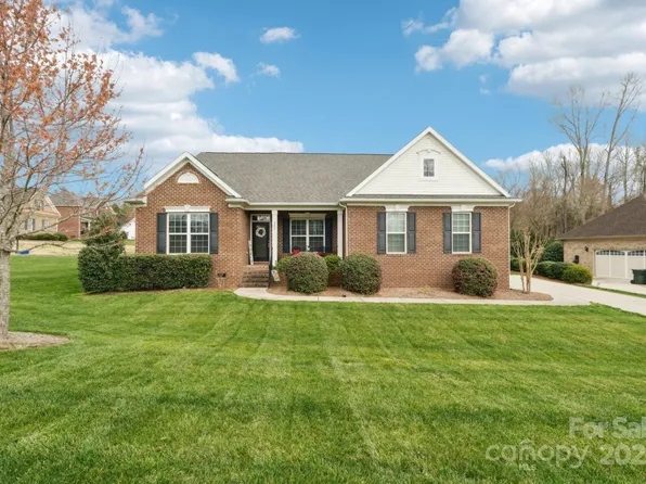 205 Cowboys Cir, Rock Hill, SC 29732