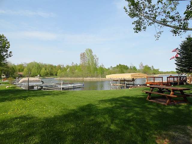 1st image of 54 Berkshire Dr