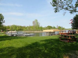 54 Berkshire Dr, Gladwin, MI 48624