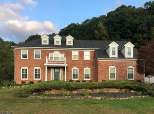 14 Kirkbride Dr, Randolph, NJ 07869