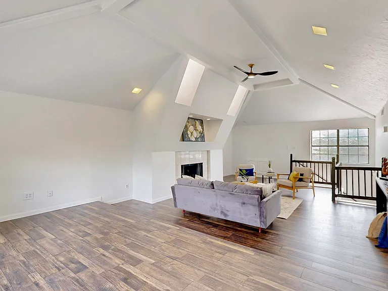 3965 Singleleaf Ln — Photo 25