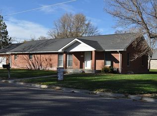 516 E 5th St, Goodland, KS 67735