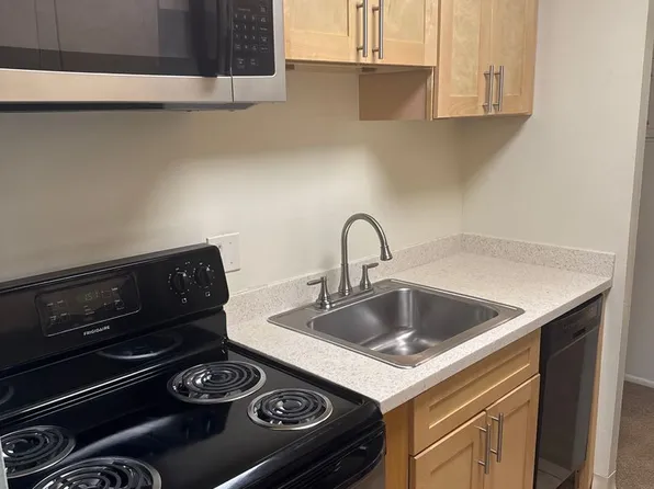 Molokai Apartments, 310 12th Ave E APT 105, Seattle, WA 98102