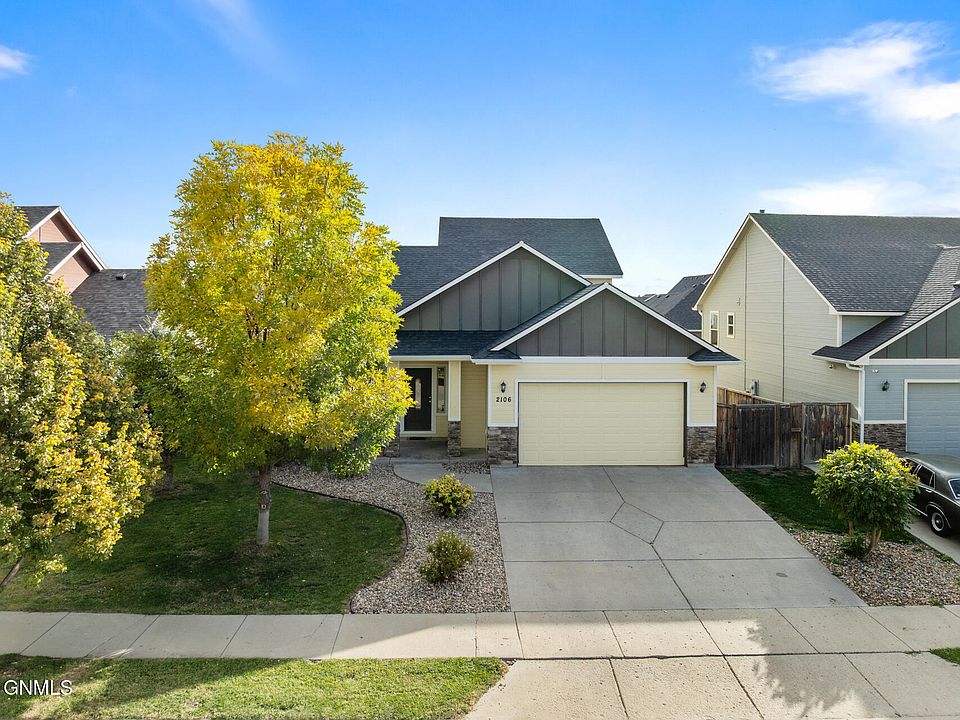 1st image of 2106 19th Ave W
