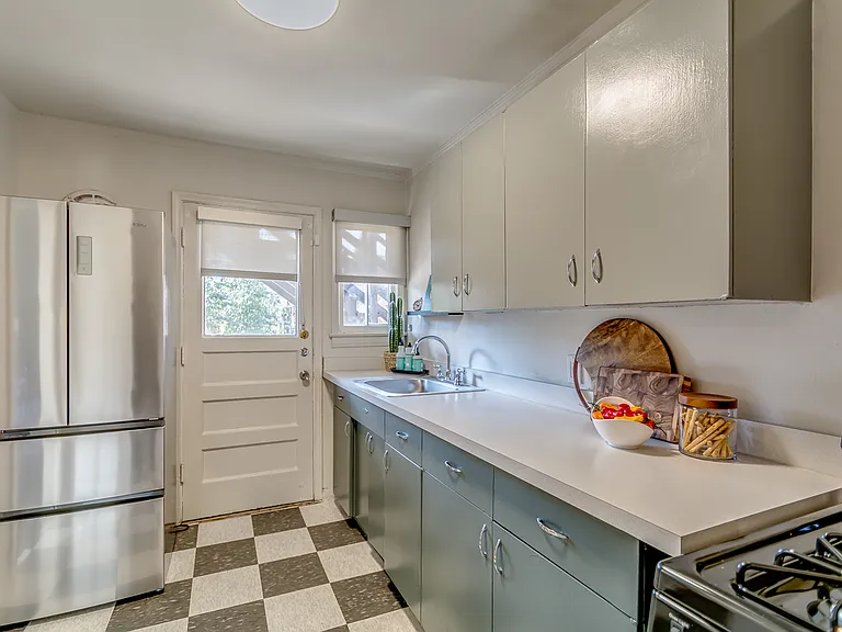 Urban Living in our Kessler Park Apartment Homes — Photo 14