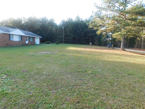 Large open front yard