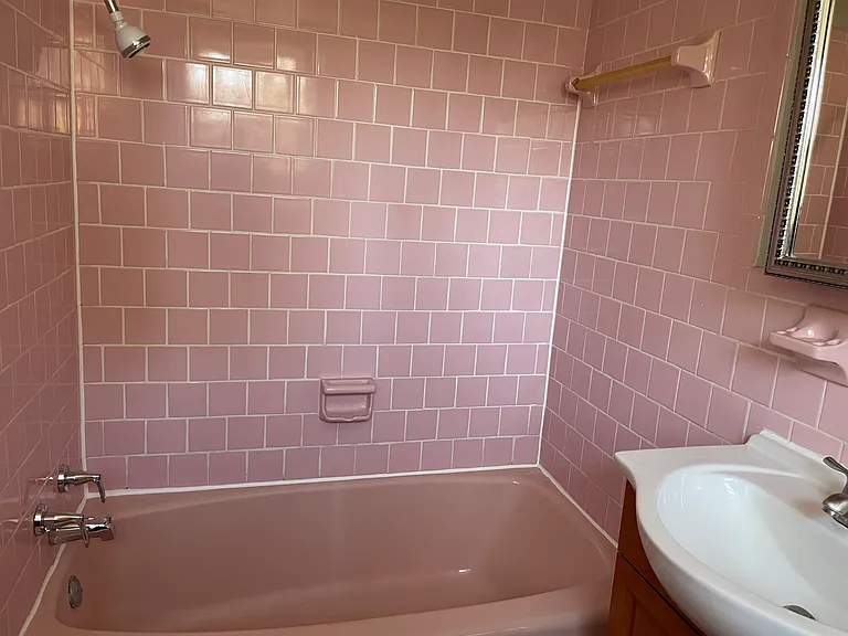 Vista Buena Apartments — Photo 18