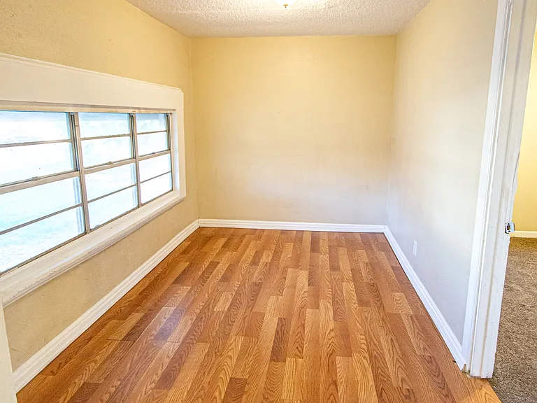 3624 Walnut Ave — Photo 4