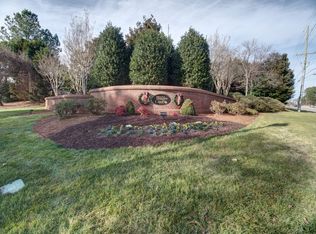 1905 Loganwood Dr, Apex, NC 27523