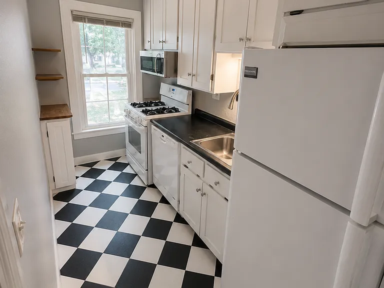 53 Everett St #2 — Photo 9