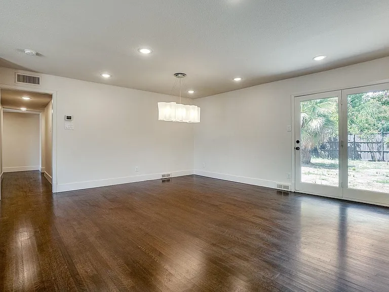 10343 Marsh Ln — Photo 12