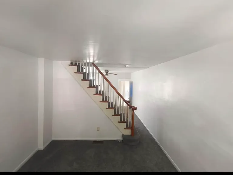 1124 Beech St — Photo 7