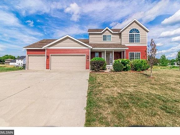 5th image of 627 Augustana Ln