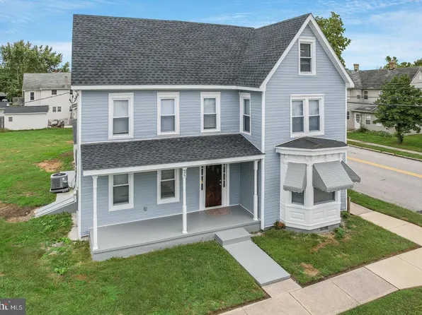 25 E High St, Felton, DE 19943