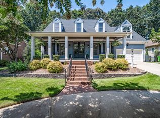 908 Walkertown Dr, Raleigh, NC 27614