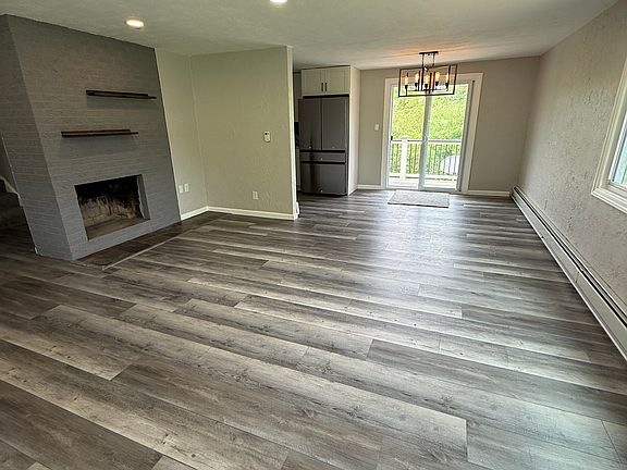 3rd image of 587 Justabout Rd