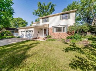563 Louis Dr, Berea, OH 44017