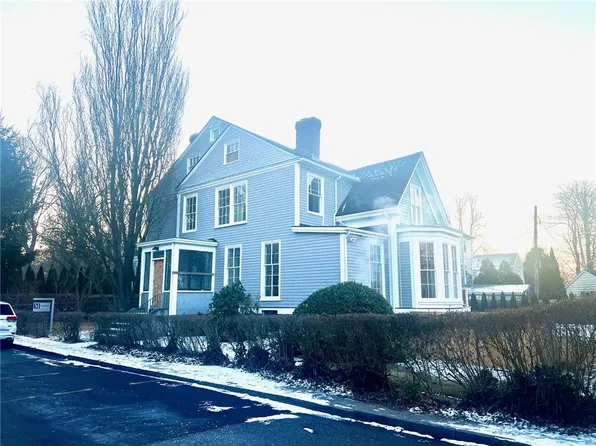 21 Catherine St, Newport, RI 02840