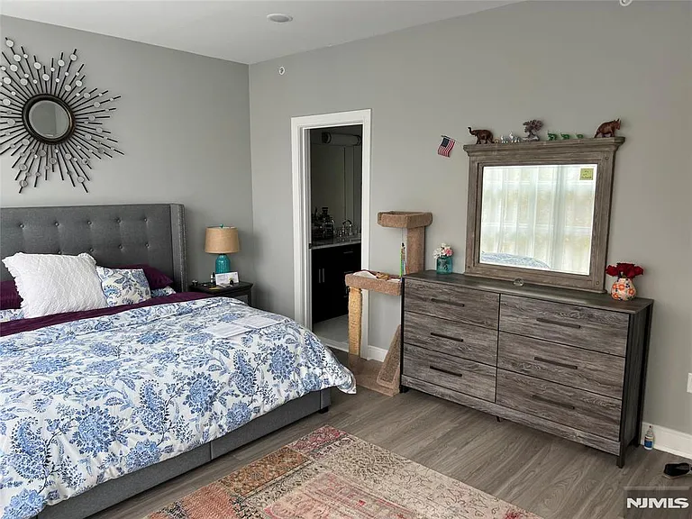 140 Overlook Ave #D1 — Photo 8