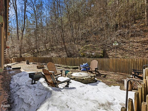 45th image of 992 Winterdale Rd