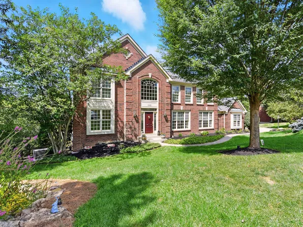 1 Colonel Pointe Dr, Wilder, KY 41076