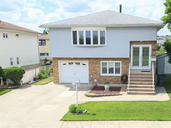 1033 Park Drive image 1 of 46